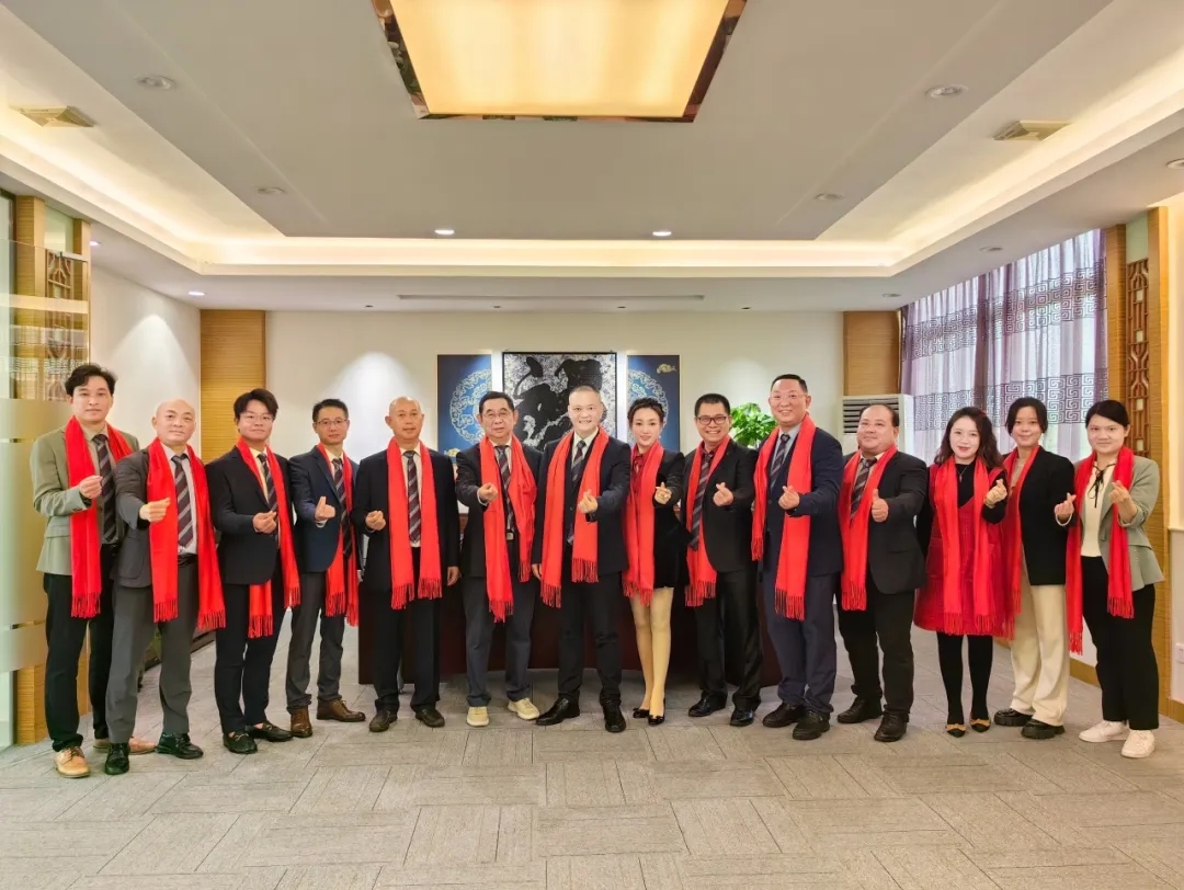 FH至尊集团股份开工大吉 | “龙”沉登场，震撼四方！FH至尊集团闪灼，共铸鲜丽！